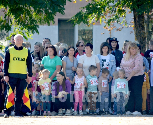 Самые милые забеги фестиваля «Языльская десятка» — старты малышей Самые милые забеги фестиваля «Языльская десятка» — старты малышей
