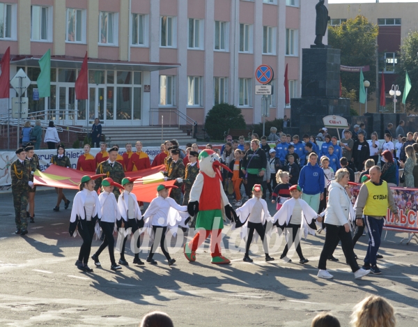 Яркое открытие фестиваля «Языльская десятка» — в нашем фоторепортаже! Яркое открытие фестиваля «Языльская десятка» — в нашем фоторепортаже!