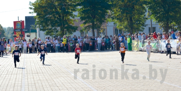 Самые милые забеги фестиваля «Языльская десятка» — старты малышей Самые милые забеги фестиваля «Языльская десятка» — старты малышей