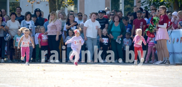 Самые милые забеги фестиваля «Языльская десятка» — старты малышей Самые милые забеги фестиваля «Языльская десятка» — старты малышей