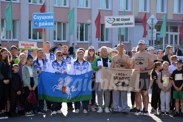 Яркое открытие фестиваля «Языльская десятка» — в нашем фоторепортаже! Яркое открытие фестиваля «Языльская десятка» — в нашем фоторепортаже!