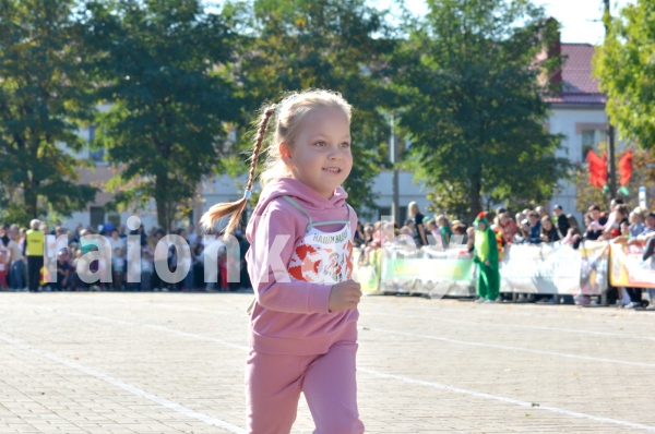 Самые милые забеги фестиваля «Языльская десятка» — старты малышей Самые милые забеги фестиваля «Языльская десятка» — старты малышей