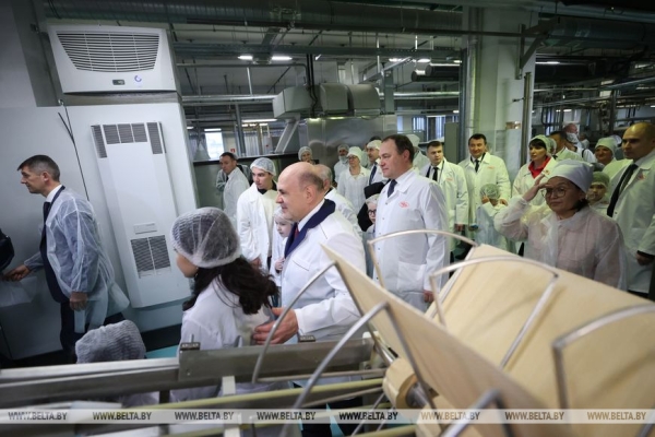 Главы правительств стран СНГ ознакомились с продукцией предприятий холдинга "Объединенные кондитеры" Главы правительств стран СНГ ознакомились с продукцией предприятий холдинга "Объединенные кондитеры"