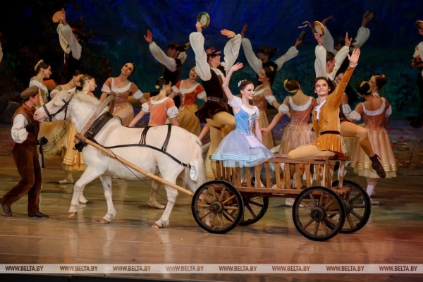 Главный балетмейстер Большого: "Всегда подчеркиваю, что именно Пинск моя родина - нужно помнить, кто ты и откуда" Главный балетмейстер Большого: "Всегда подчеркиваю, что именно Пинск моя родина - нужно помнить, кто ты и откуда"