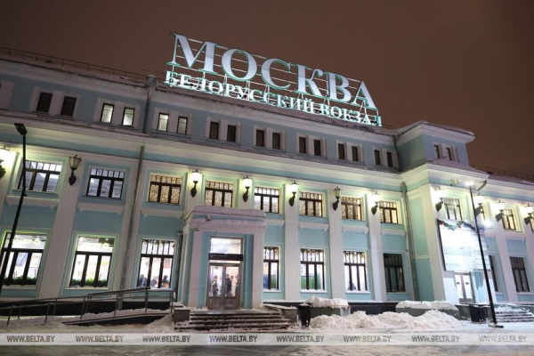 Головченко прибыл с рабочим визитом в Москву для участия в заседании Совета глав правительств СНГ Головченко прибыл с рабочим визитом в Москву для участия в заседании Совета глав правительств СНГ