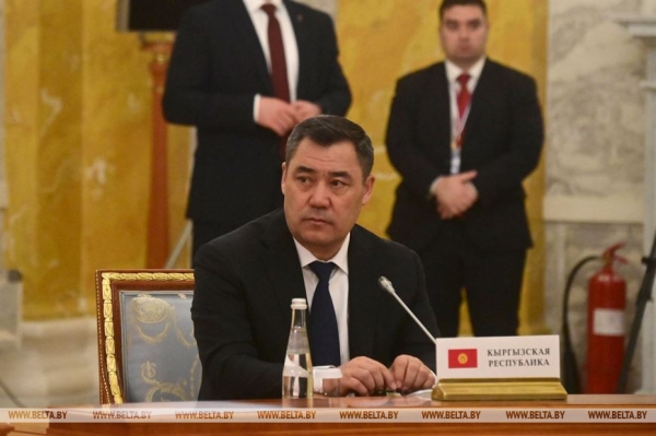 Лукашенко принимает участие в неформальной встрече лидеров стран СНГ Лукашенко принимает участие в неформальной встрече лидеров стран СНГ