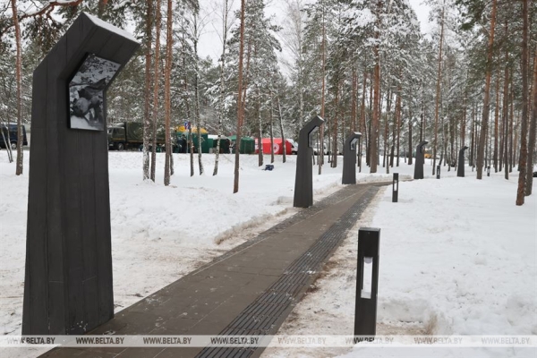 Место памяти и скорби. Обновленный мемориальный комплекс открыли после реконструкции в Озаричах Место памяти и скорби. Обновленный мемориальный комплекс открыли после реконструкции в Озаричах