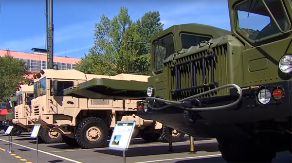 Опора "Полонезов" и база "Волатов". Почему МЗКТ - одно из любимых предприятий Лукашенко Опора "Полонезов" и база "Волатов". Почему МЗКТ - одно из любимых предприятий Лукашенко