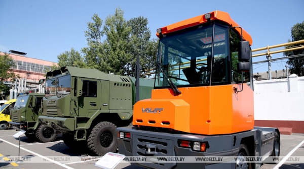 Опора "Полонезов" и база "Волатов". Почему МЗКТ - одно из любимых предприятий Лукашенко Опора "Полонезов" и база "Волатов". Почему МЗКТ - одно из любимых предприятий Лукашенко