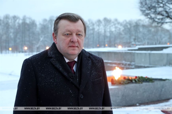 Священное место мужества и скорби. Белорусская делегация на Пискаревском кладбище почтила память жертв блокады Ленинграда Священное место мужества и скорби. Белорусская делегация на Пискаревском кладбище почтила память жертв блокады Ленинграда