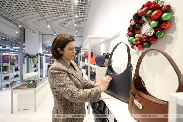 Вокруг Беларуси за пару часов. Как Лукашенко побывал во всех регионах страны, не выезжая из Минска