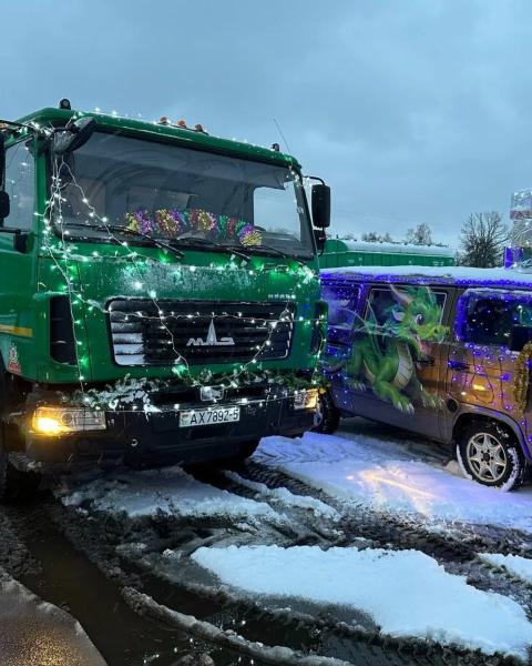 Новогодний автопробег прошел в Старых Дорогах Новогодний автопробег прошел в Старых Дорогах