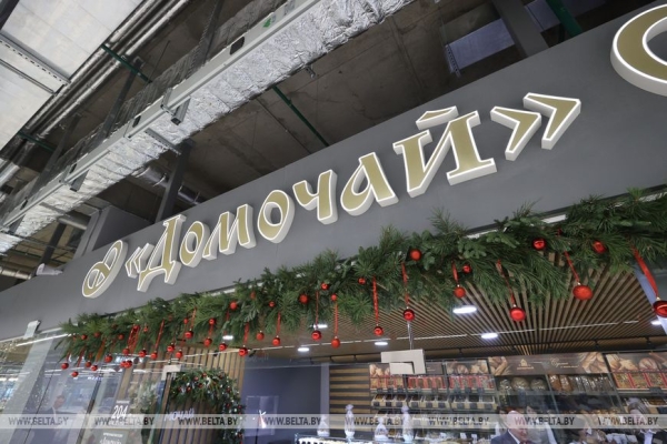 Вокруг Беларуси за пару часов. Как Лукашенко побывал во всех регионах страны, не выезжая из Минска