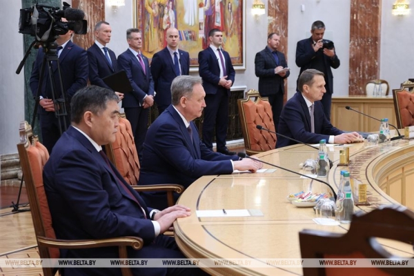 Дальняя дуга без торможения, планы натовской разведки и главная задача для спецслужб. Итоги недели Президента