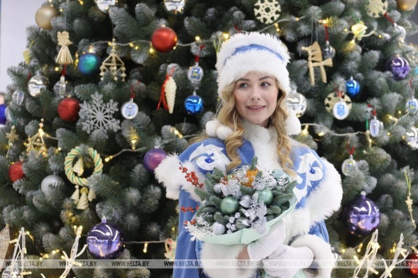 Лукашенко предложил строить торговые центры с белорусской продукцией в городах России Лукашенко предложил строить торговые центры с белорусской продукцией в городах России