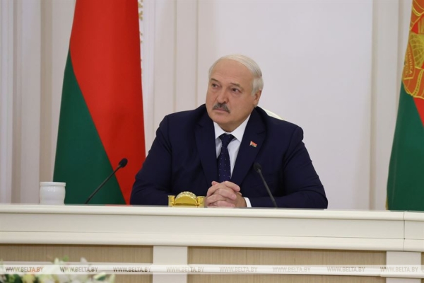 Лукашенко потребовал принять меры для снижения цен на овощи в межсезонье Лукашенко потребовал принять меры для снижения цен на овощи в межсезонье