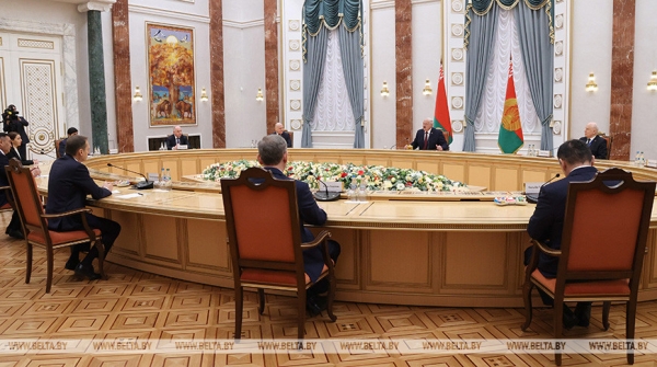 Дальняя дуга без торможения, планы натовской разведки и главная задача для спецслужб. Итоги недели Президента