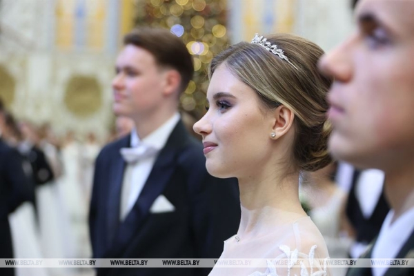 Атмосфера музыки, танца и таланта. Новогодний бал для молодежи прошел во Дворце Независимости Атмосфера музыки, танца и таланта. Новогодний бал для молодежи прошел во Дворце Независимости