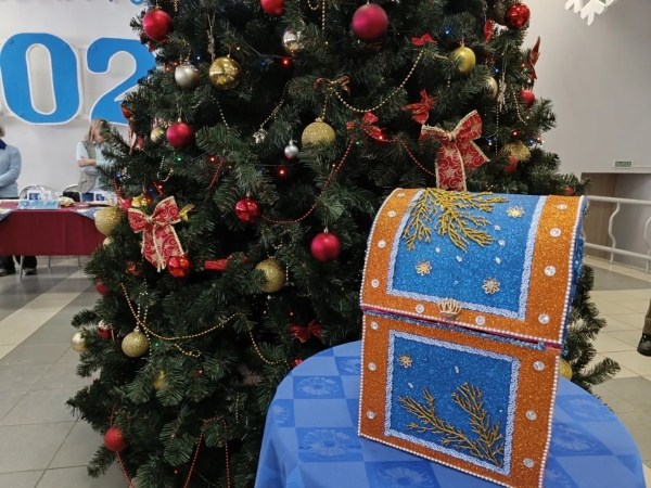 Благотворительная ярмарка районного женсовета прошла во Дворце культуры Благотворительная ярмарка районного женсовета прошла во Дворце культуры