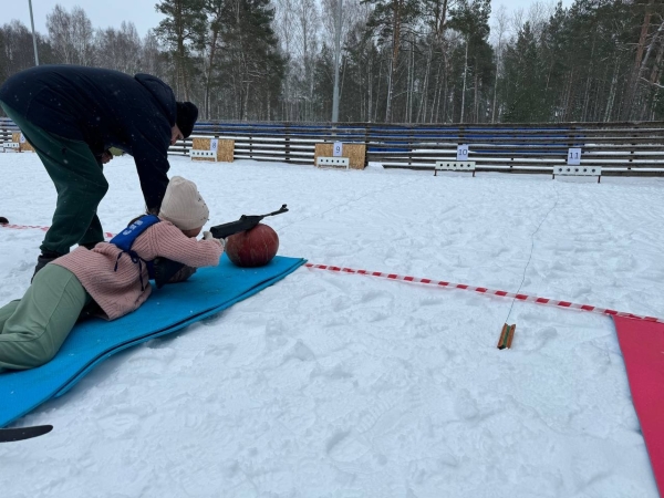 В Старых Дорогах прошли соревнования по биатлону «Снежный снайпер» В Старых Дорогах прошли соревнования по биатлону «Снежный снайпер»