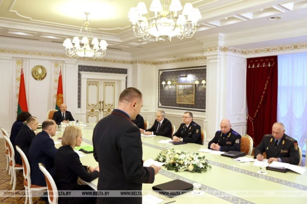 «Кого мы задерживаем? Кого осуждаем?» Лукашенко поднял вопрос справедливости мер уголовного наказания