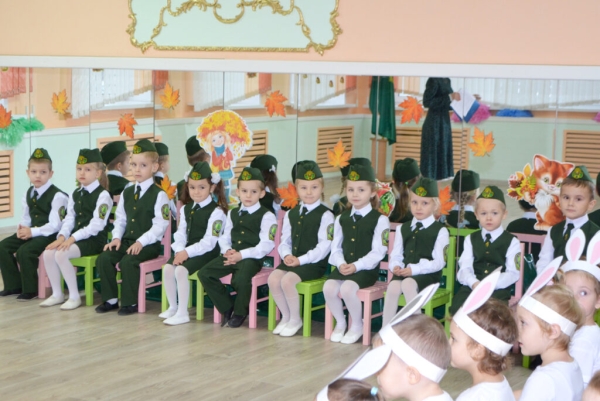 Детсадовцев приняли в юные лесоводы: в Старых Дорогах открылось дошкольное лесничество Детсадовцев приняли в юные лесоводы: в Старых Дорогах открылось дошкольное лесничество