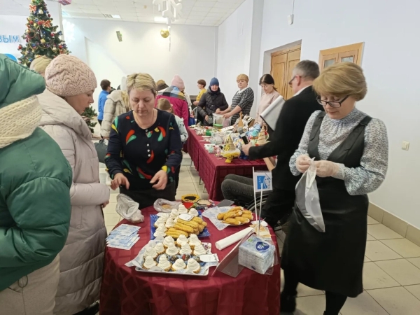 Благотворительная ярмарка районного женсовета прошла во Дворце культуры Благотворительная ярмарка районного женсовета прошла во Дворце культуры