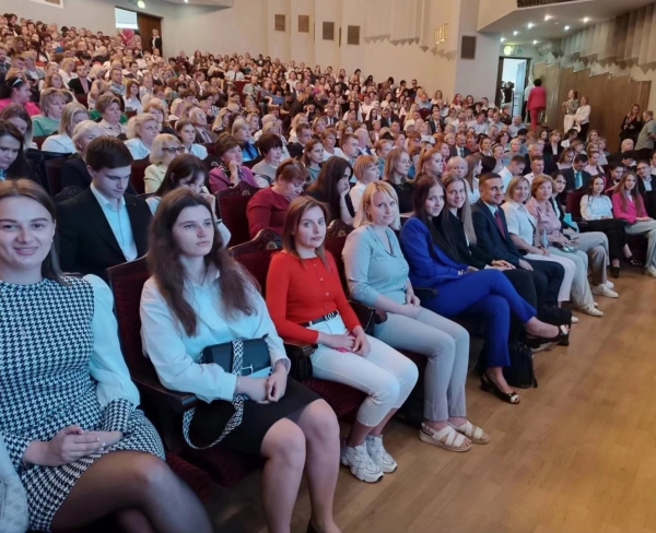 Делегация Стародорожского района приняла участие в общественно-политической акции «Беларусь адзіная» Делегация Стародорожского района приняла участие в общественно-политической акции «Беларусь адзіная»