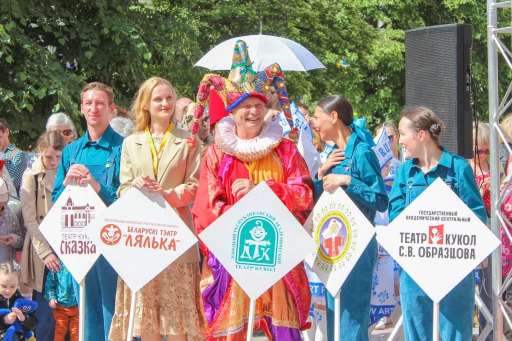 &laquo;Жыў-быў заяц&raquo; у Віцебску, а потым на&nbsp;&laquo;Перекрёсток&raquo; Навасібірска&nbsp;паляцеў