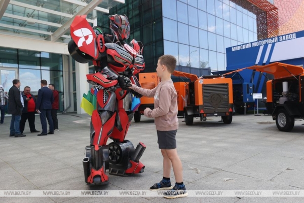 Новые разработки, выгодные контракты и активности. Чем запомнилась выставка "Белагро-2023" Новые разработки, выгодные контракты и активности. Чем запомнилась выставка "Белагро-2023"