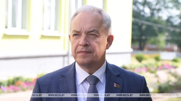 "Не только выявить недостатки, но и оперативно их устранить". Сергеенко о мониторинге школ "Не только выявить недостатки, но и оперативно их устранить". Сергеенко о мониторинге школ