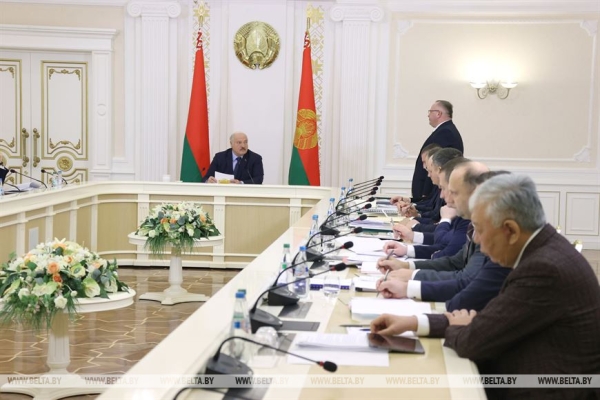 Подмосковные перспективы, мелиорация без показухи и стратегия в ценообразовании. Главные итоги недели Президента