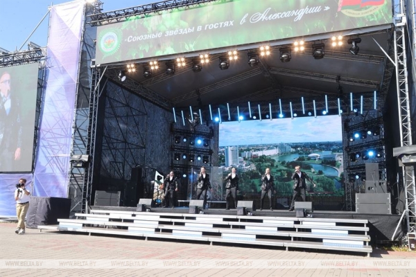 Сергеенко о "Купалье" в Александрии: это праздник белорусско-российской дружбы Сергеенко о "Купалье" в Александрии: это праздник белорусско-российской дружбы