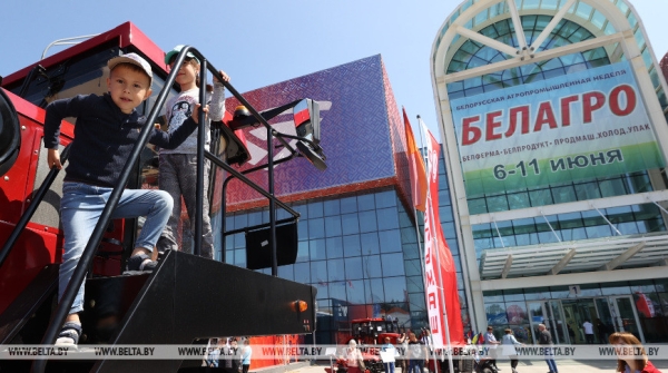 Новые разработки, выгодные контракты и активности. Чем запомнилась выставка "Белагро-2023" Новые разработки, выгодные контракты и активности. Чем запомнилась выставка "Белагро-2023"