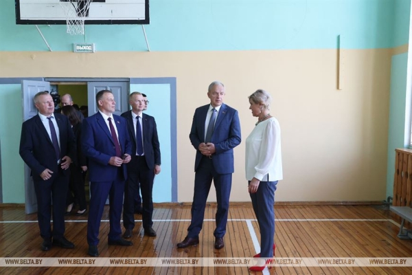 "Не только выявить недостатки, но и оперативно их устранить". Сергеенко о мониторинге школ "Не только выявить недостатки, но и оперативно их устранить". Сергеенко о мониторинге школ