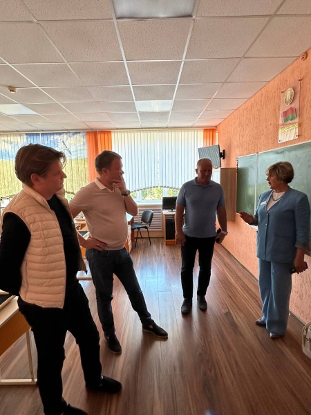 В Старые Дороги с визитом приехала делегация из Татарстана В Старые Дороги с визитом приехала делегация из Татарстана