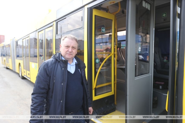 Как изменились автобусы, пассажиры и дороги за 20 лет: наблюдения водителя общественного транспорта