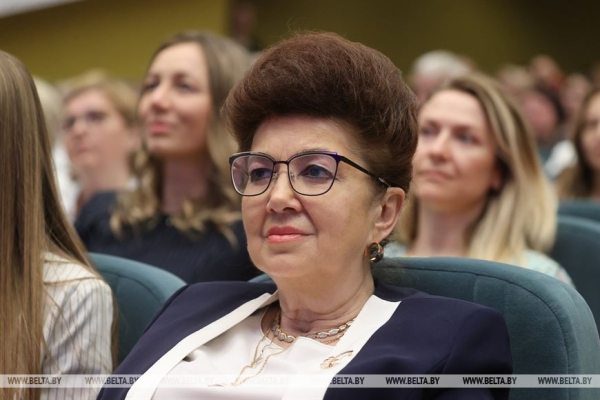 Петришенко: по работе медиков люди оценивают власть Петришенко: по работе медиков люди оценивают власть