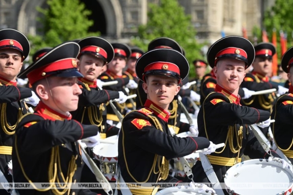 Лукашенко в Москве принял участие в торжествах в честь Дня Победы