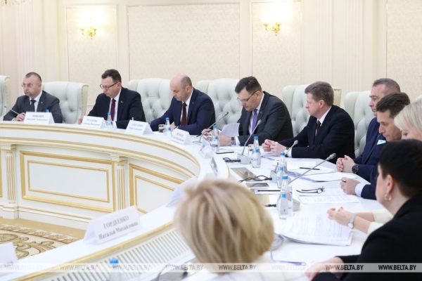 Головченко: Беларусь и Санкт-Петербург не должны сбавлять темпы сотрудничества Головченко: Беларусь и Санкт-Петербург не должны сбавлять темпы сотрудничества