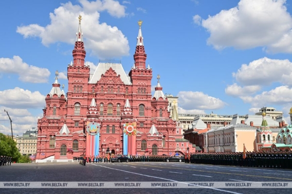 Лукашенко в Москве принял участие в торжествах в честь Дня Победы