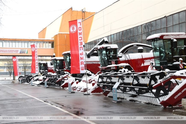 Головченко: ожидаем, что в этом году объем выпуска импортозамещающей продукции составит $29 млрд Головченко: ожидаем, что в этом году объем выпуска импортозамещающей продукции составит $29 млрд