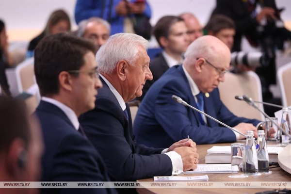 Головченко: вопреки деструктивному внешнему давлению, в ЕАЭС обеспечена экономическая стабильность Головченко: вопреки деструктивному внешнему давлению, в ЕАЭС обеспечена экономическая стабильность