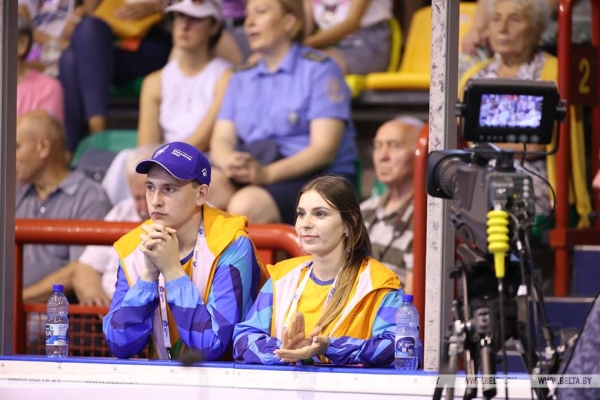 Белорусский штангист Геннадий Лаптев стал чемпионом II Игр стран СНГ Белорусский штангист Геннадий Лаптев стал чемпионом II Игр стран СНГ