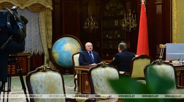 Встреча с Путиным, жаркий селектор, прокурорский отчет и портовая логистика. Итоги мощной недели Президента