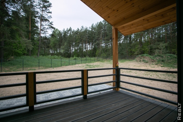 570 долларов за квадрат. Как выглядит и как устроен дом, построенный всего за 4 месяца 570 долларов за квадрат. Как выглядит и как устроен дом, построенный всего за 4 месяца