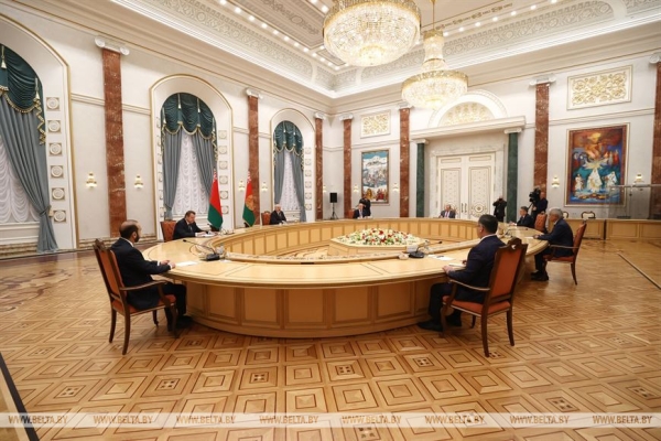 Укрепление доверия, истерики Запада и план действий в экономике. О чем говорил Лукашенко с главами МИД ОДКБ? Укрепление доверия, истерики Запада и план действий в экономике. О чем говорил Лукашенко с главами МИД ОДКБ?