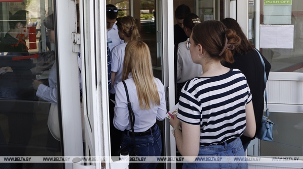 В вузах Беларуси стартуют внутренние вступительные испытания В вузах Беларуси стартуют внутренние вступительные испытания