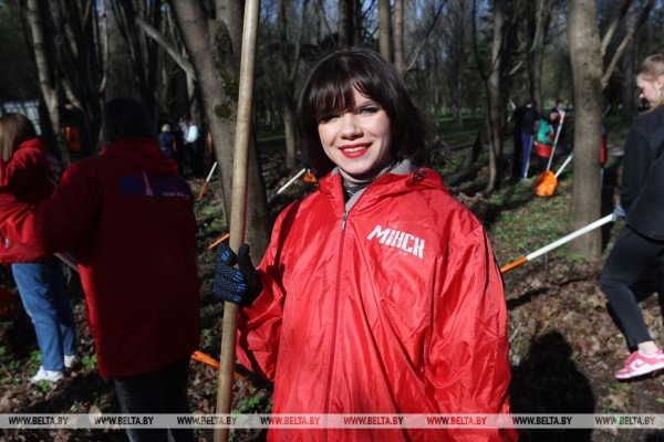 ФОТОРЕПОРТАЖ: Республиканский субботник прошел в Беларуси ФОТОРЕПОРТАЖ: Республиканский субботник прошел в Беларуси