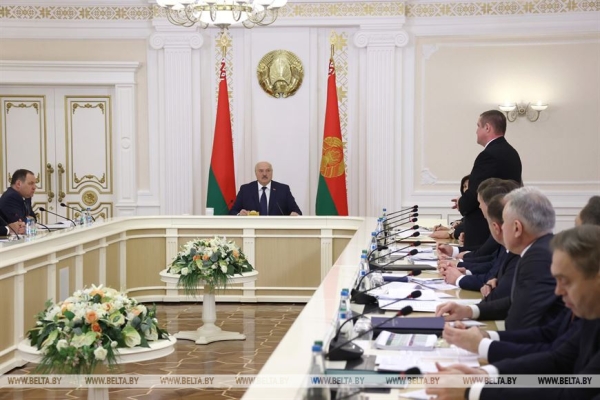 Подмосковные перспективы, мелиорация без показухи и стратегия в ценообразовании. Главные итоги недели Президента